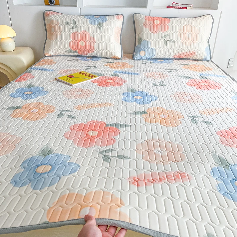 Silk Pillowcase - 天然ラテックス製サマーマット、アイスシルク通気性冷却パッドと枕カバー、ソフト折りたたみ式クールマット、滑り止めベッドシーツセット