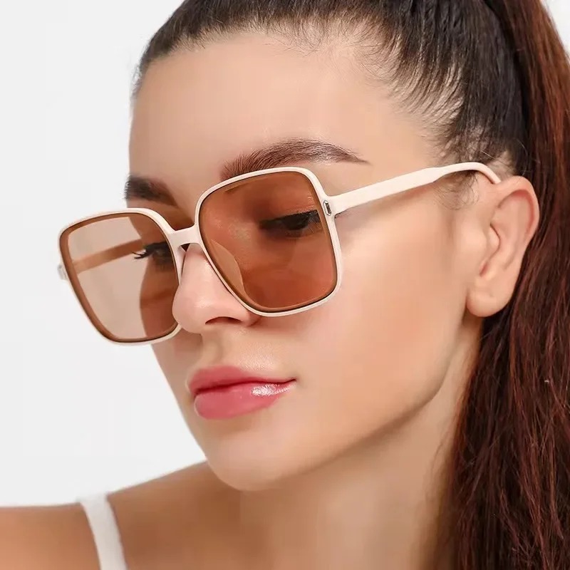 ヴィンテージ特大スクエアサングラス女性ファッショングラデーシ - Designer Sunglasses のレビューと価格