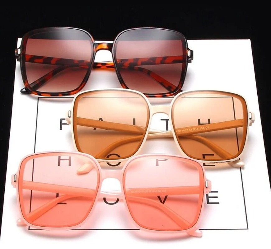 ヴィンテージ特大スクエアサングラス女性ファッショングラデーシ - Designer Sunglasses のレビューと価格