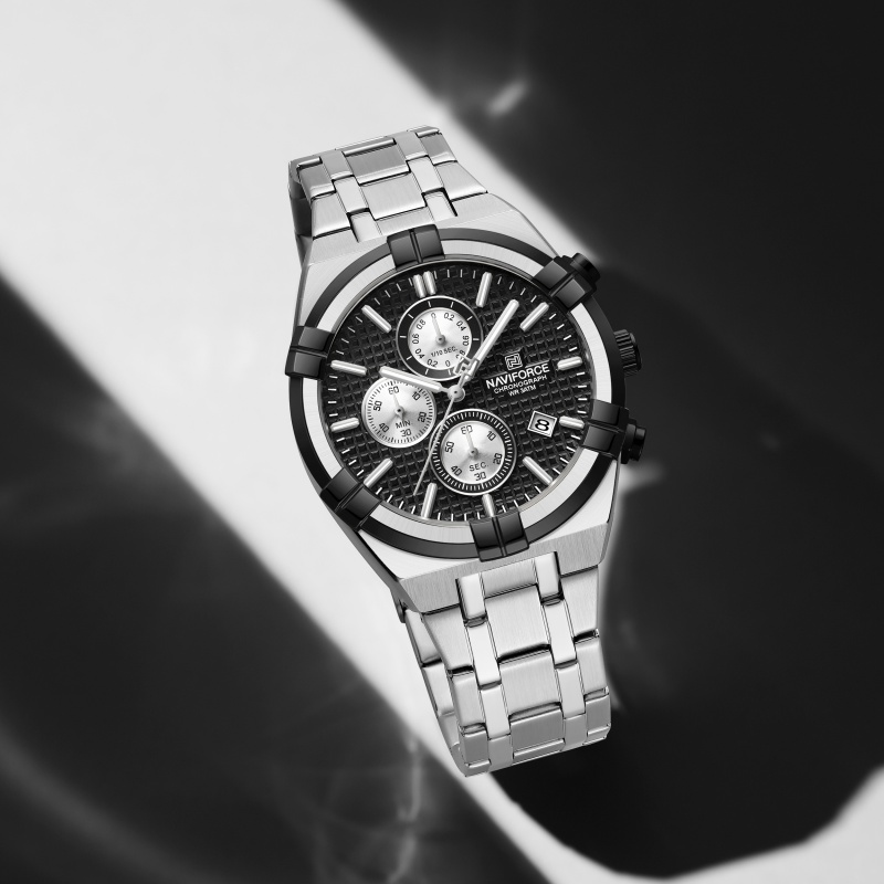 NAVIFORCE メンズ クォーツ クロノグラフ 腕時計  - Luxury Watch Men のレビューと価格