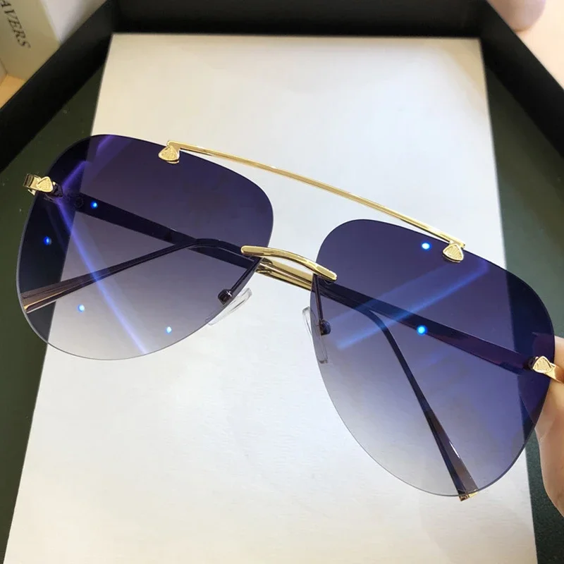 メンズ用、ヴィンテージ風のフレームレス合金製アビエーター型サ - Designer Sunglasses のレビューと価格