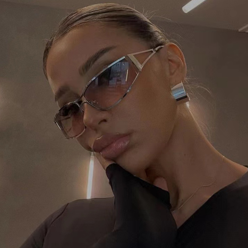 新作Y2Kサングラス 男女兼用 メタルブランド デザイナーグ - Designer Sunglasses のレビューと価格